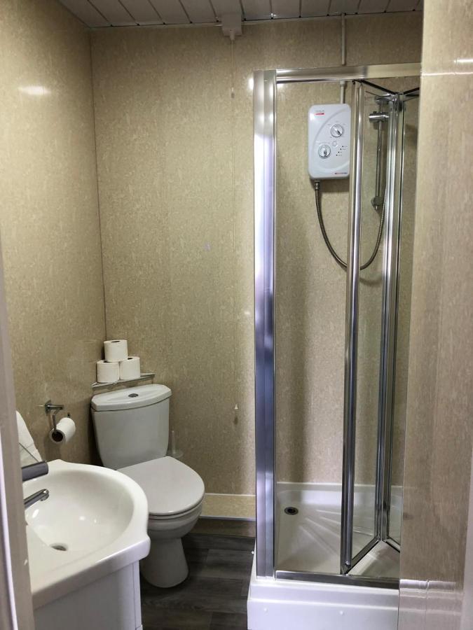 Regency House Hotel Лоубъро Екстериор снимка